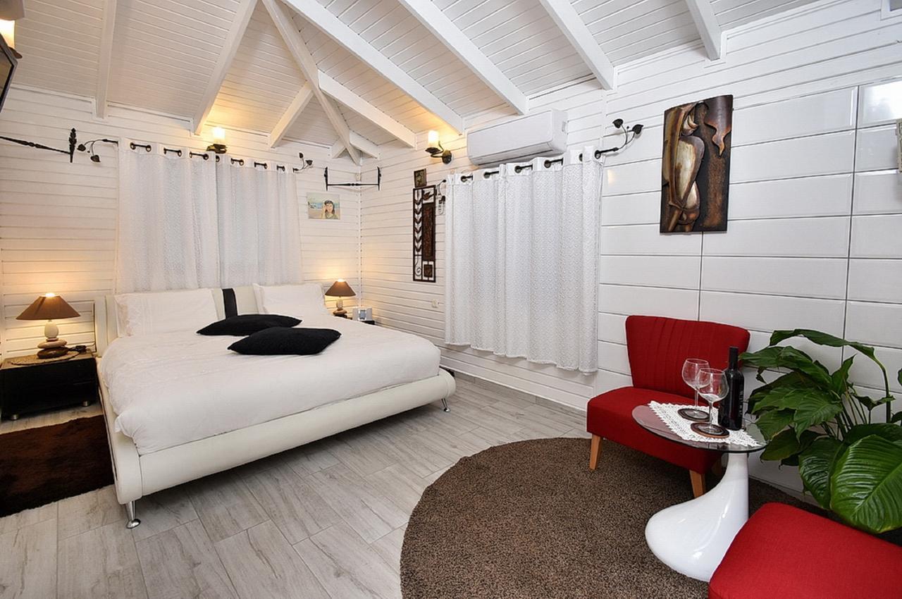 Lodge On The Sea Shavei Tzion Eksteriør billede