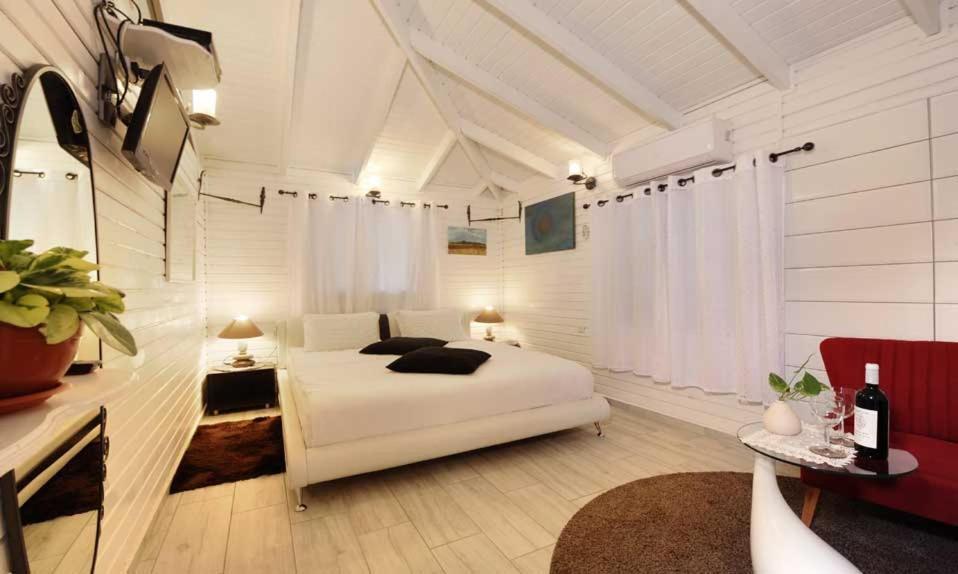 Lodge On The Sea Shavei Tzion Eksteriør billede